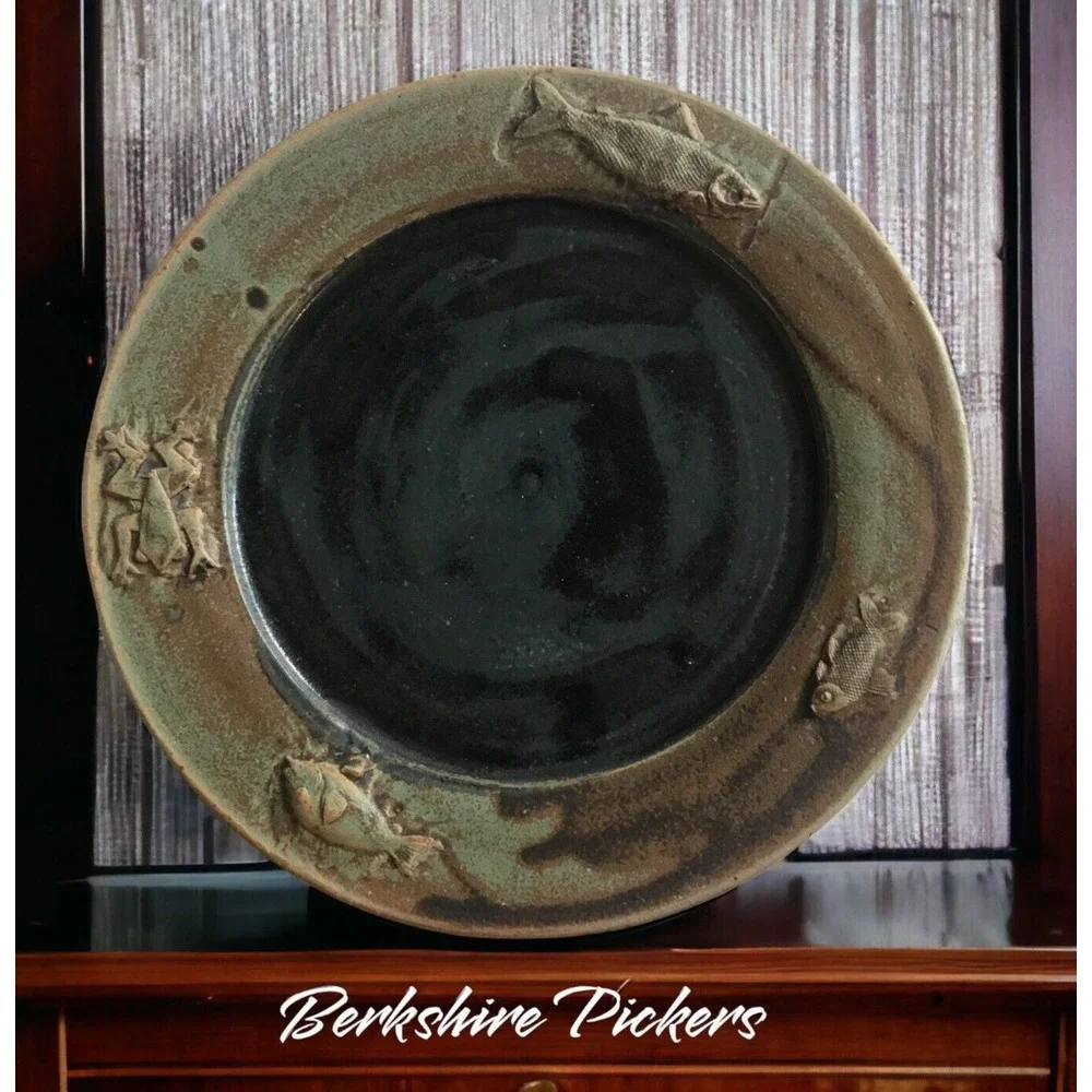 Phillips LP Studio Pottery  handmade stoneware plate with fish approx‎ 11-1/2